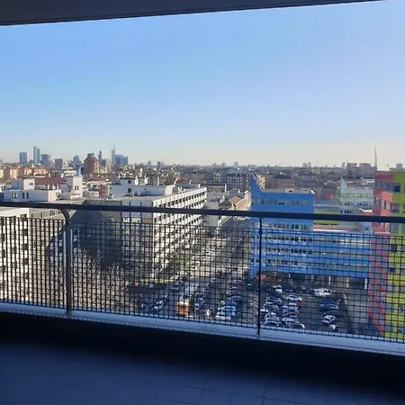 Panoramic Center Bovisa アパート